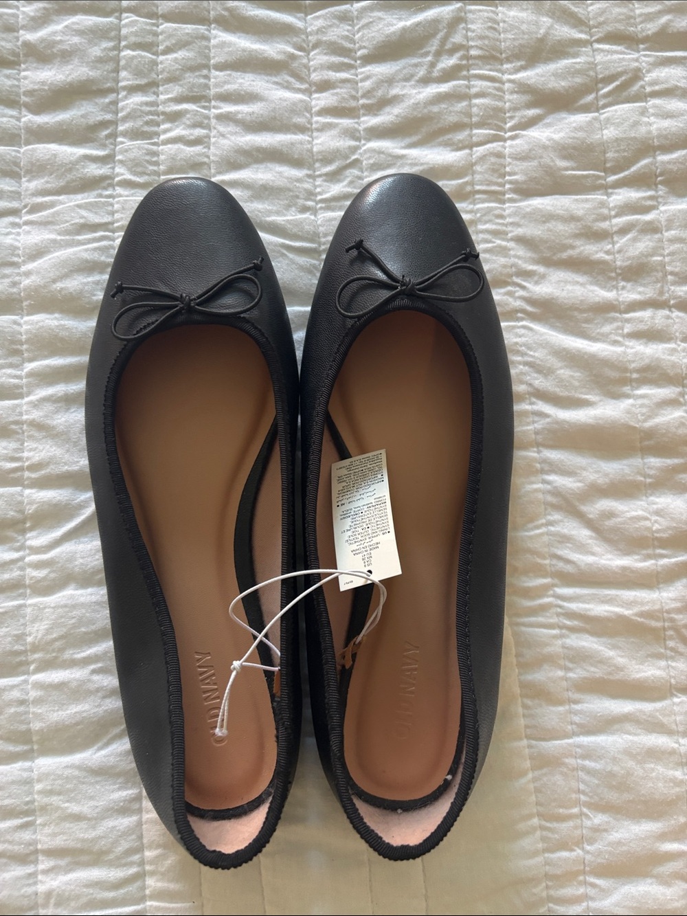 Old Navy Black Ballet Flats with Bow Trim
